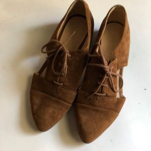 Nine West suede oxford styl lace up shoes